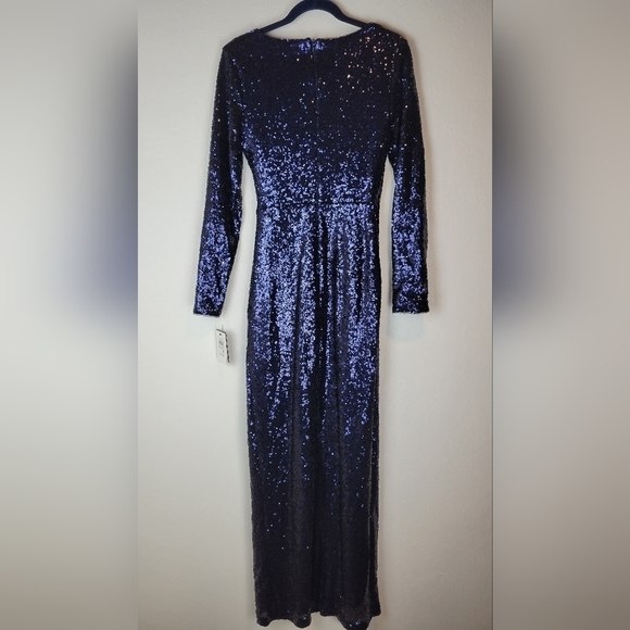 NWT DKNY Long Sleeve Side-Ruched Sequin Gown in Navy Size 6 - Picture 4 of 16